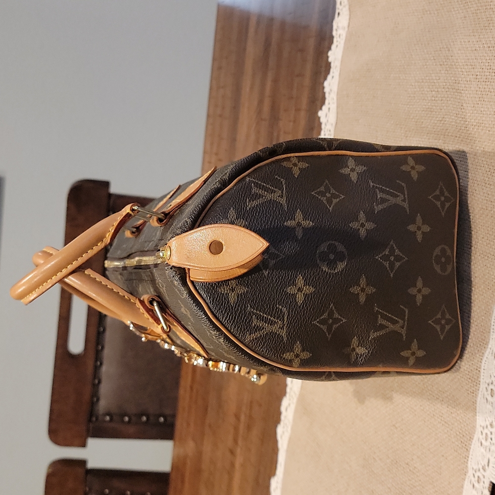 🎉SOLD🎉 LIKE NEW Authentic Louis Vuitton Speedy 25 - Picture 3 of 12